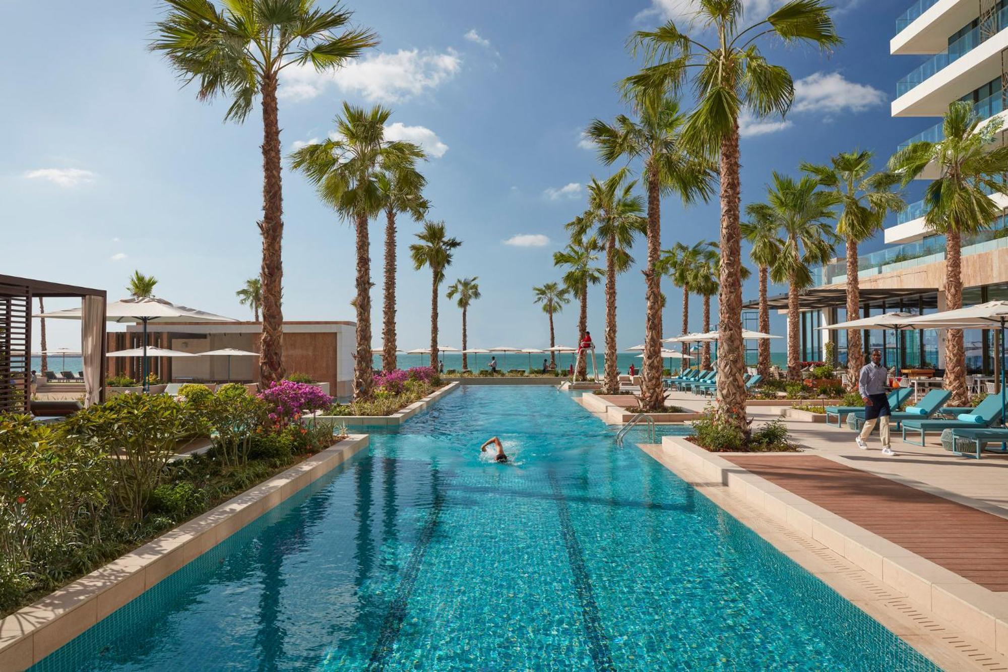 Mandarin Oriental Jumeira, Dubai Exteriör bild Pool at the Westin La Paloma